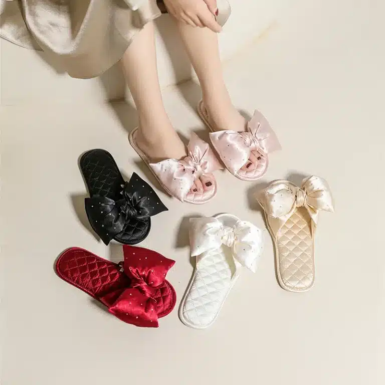 Pantoufles Claquettes Satin Pois Brillants 1