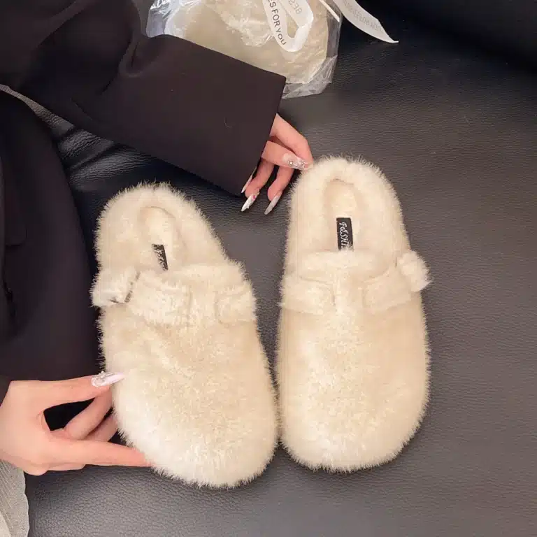 Sabots Fourrés Peluche Croisées 4