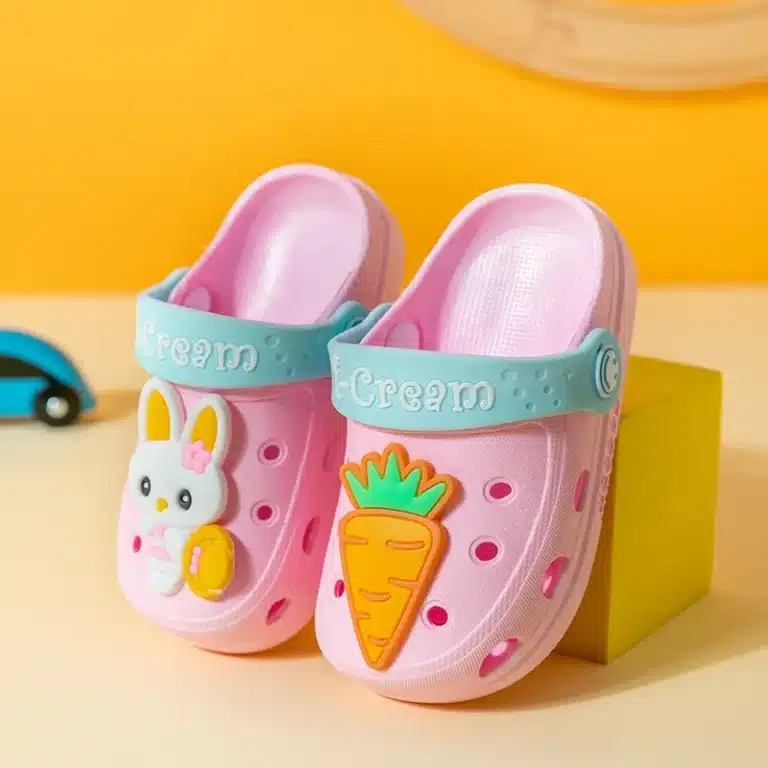 Chaussons Crocs Roses Lapin Carotte 1