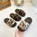 Claquettes Fourrées Léopard Pour Fille 1