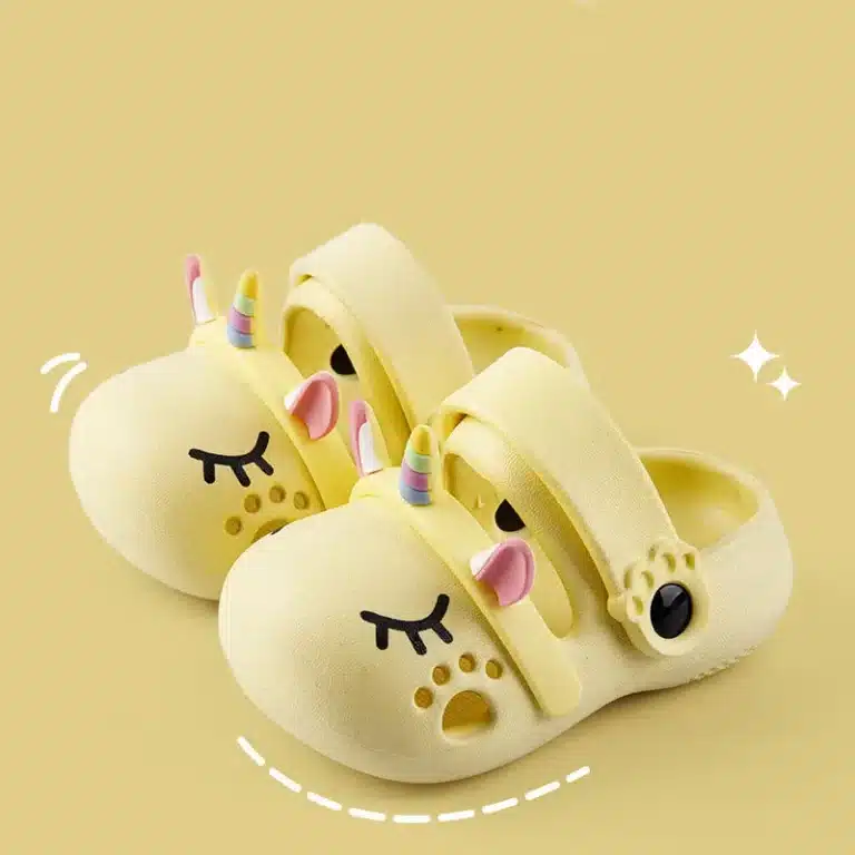 Chaussons Été Licorne Endormie Kawaii 4