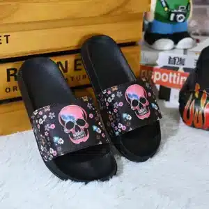 Claquettes Punk Noir Et Rose 1