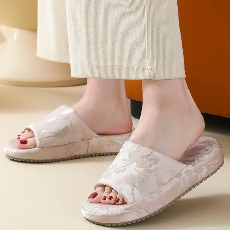 Claquettes Fleurs Japonaises 1