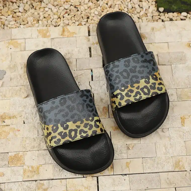 Claquettes Léopard Bicolores 2
