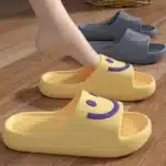 Claquettes Smiley Souriant 1