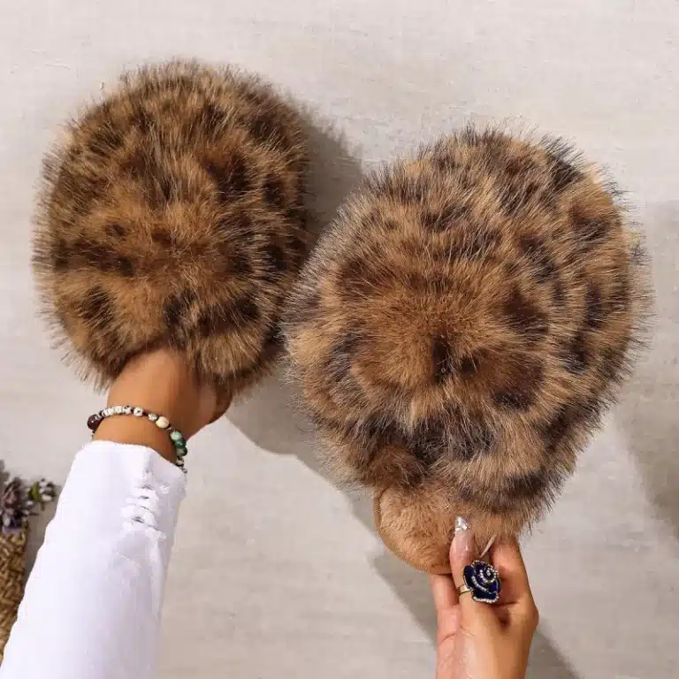 Chaussons Femme Fausse Fourrure Colorée 4
