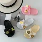 Claquettes Yeezy Pour Fille Avec Noeud 1