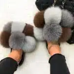 Chaussons Pompons Fourrure Femme 1