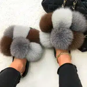 Chaussons Pompons Fourrure Femme 1