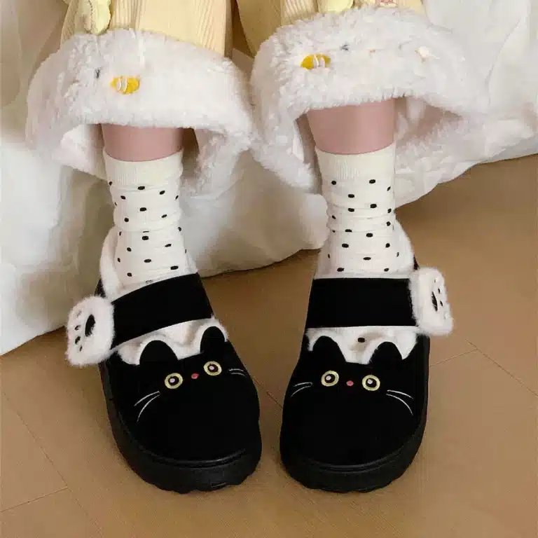 Chaussons Fourrés Fermés Tête De Chat 2