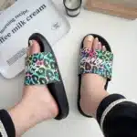 Claquettes Léopard Multicolore 3