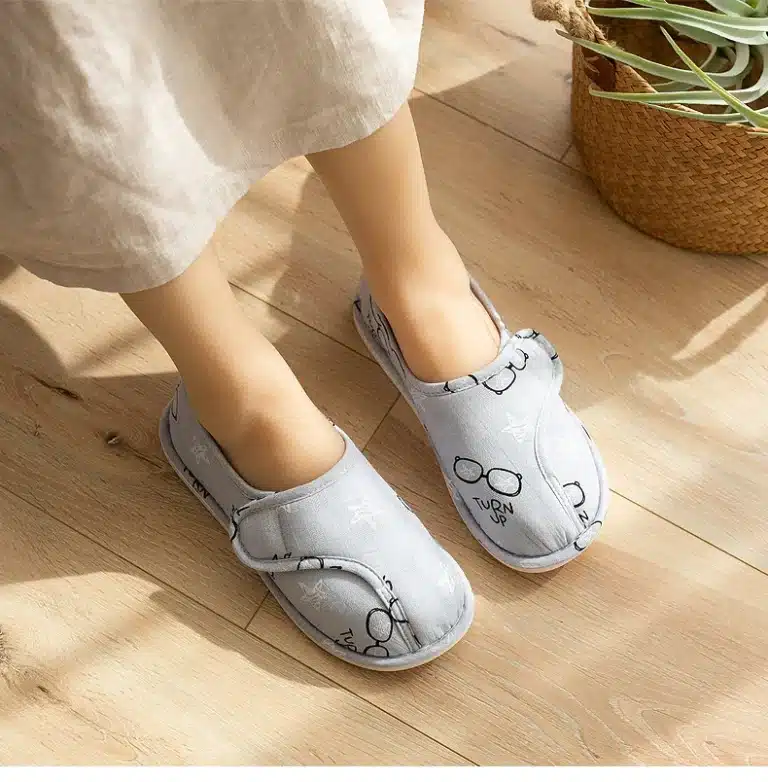Chaussons Confort Motif Lunettes Femme 4