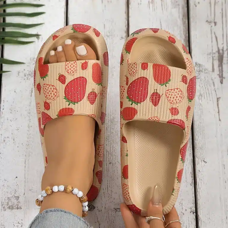 Claquettes Fraises Femme 4