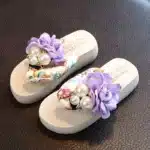 Tongs Blanches Antidérapantes Avec Perles Et Fleurs 4