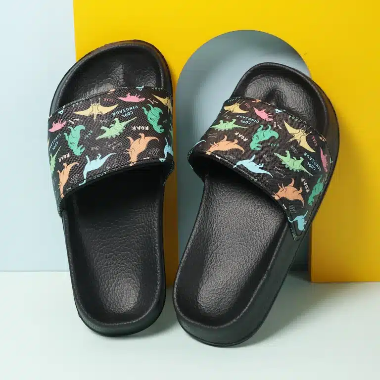 Chaussons Noirs Dinosaure Enfant 1