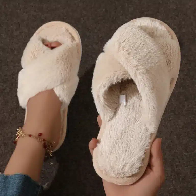 Chaussons Ouverts Fourrés Moelleux Femme 2
