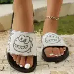 Claquettes Femme Grenouille Cartoon 1