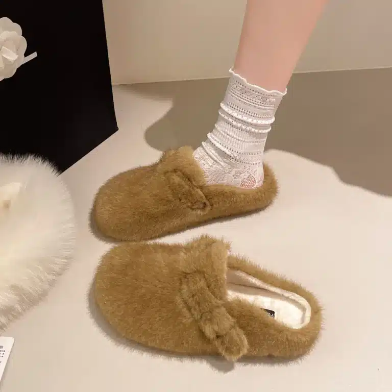 Sabots Fourrés Peluche Croisées 2