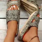 Claquettes Léopard Confort Femme 1